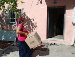 8 Bin Aileye Ramazan Paketi Dağıtıldı