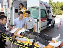 Burdur'da Otobüs Devrildi: 14 Yaralı