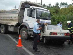 Dede İle Torunlarını Hatalı Sollama Ayırdı: 1 Ölü, 2 Ağır Yaralı