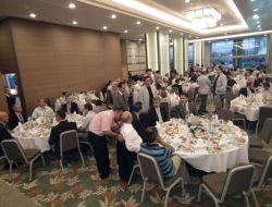 Bakan Yıldız Hemşehrileriyle İftarda Buluştu