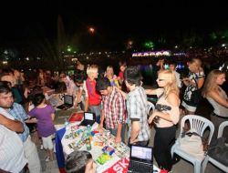 Yabancı Eğitmenler Türk Ailelerin Evlerinde Kalarak İngilizce Öğretti