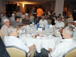 Huzurevi Sakinleri Dedeman'ın İftar Sofrasında Buluştu