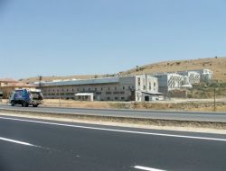 Sandıklı’da Tavuk Çiftlikleri Çevreyi Rahatsız Ediyor