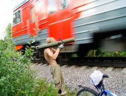 Askeri Poligondan Füze Atar Çaldılar