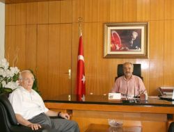 Yargıtay Başsavcısı Köyünün Ağaçlandırılmasını İstedi