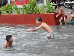 Filipinler’de Su Baskını Ve Toprak Kayması