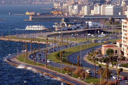 İzmir Belediyesi için ilk sürpriz