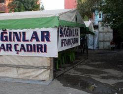 Hayırsever İş Adamı İftar Çadırı Sayısını 4'e Çıkardı