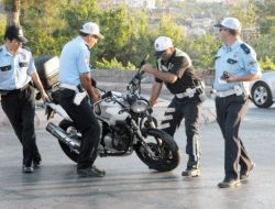 YAZICI'NIN KONVOYUNDAKİ KAZA