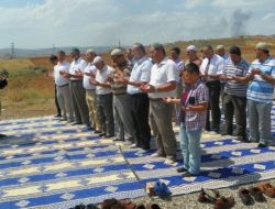 Somali İçin Yağmur Duasına Çıktılar