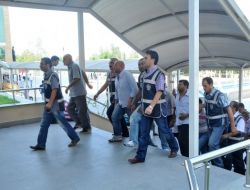 Çaldıkları Otomobilleri Parçalayarak Satan Suç Örgütü Çökertildi