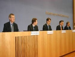 "almanya'yı Önümüzdeki Yıl Bekleyen En Büyük Sorun İşsizlik Ve Bütçe Açığı"