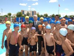 Yüzme Havuzları Çocukları Boğulmaktan Kurtarıyor