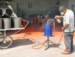 "Toroslar Belediyesindeki Atölyeler Fabrika Gibi Çalışıyor"