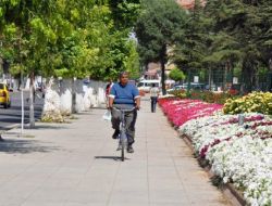 Malatya Caddeleri Rengarenk Oldu