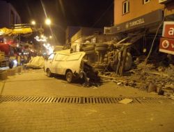 Tanker Cizre'yi Savaş Alanına Çevirdi: 1 Ölü