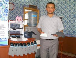 Camide ‘askıda Çorap Ve Takke’ Uygulaması