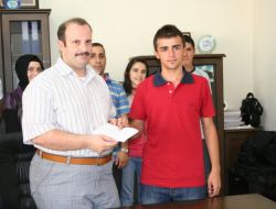 Fem Dershanesi Öğrencileri Harçlıklarını Somali'ye Gönderdi