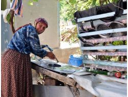 Kimse Yok Mu Bağış Kumbarlarında Toplanan Paralarla Ev Yaptırıyor