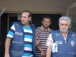 Boşandığı Karısını Yaralayan Zanlı Adliyeye Sevk Edildi