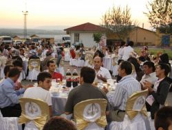Büyük Coşkunlar Havai Fişek Fabrikası, Çalışanlarına İftar Verdi