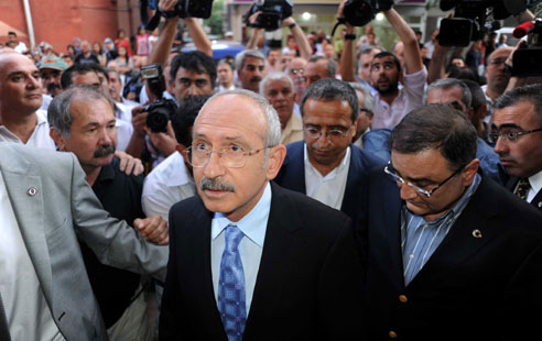 Kılıçdaroğlu'ndan Taziye Ziyareti..