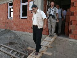 Vali Yardımcısı Balcı, Afet Konutlarında İncelemelerde Bulundu