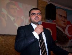 Şarkışla Alperenleri, Gençlik Şöleninde Merhum Muhsin Başkan Anıldı!