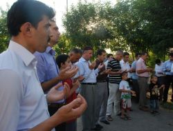 Somali İçin Yağmur Duasına Çıktılar