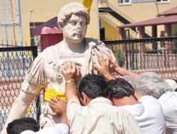 Tlos’taki Kazılarda Çıkarılan İmparator Heykelleri Fethiye Müzesi'nde