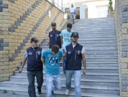 Eyüp’te Üç Kişiyi Öldüren Zanlı Yakalandı