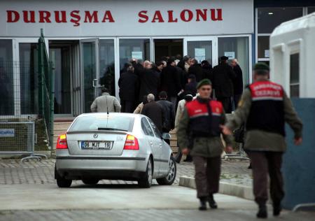 Balyoz Soruşturmasında 5 tutuklama