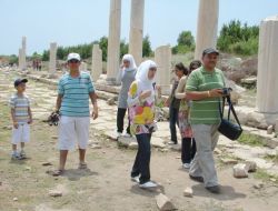 Avrupa'da Yaşayan Suriyeliler: Türkiye-suriye Kardeşliği Sonsuza Kadar Yaşasın