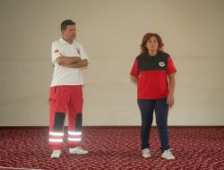 Somali’de Görev Yapmak İsteyen Gönüllü Doktorlar İsimlerini Yazdırmaya Başladı