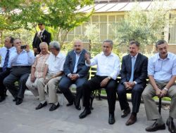 Arınç, Geçmişleri İçin Mevlid-i Şerif Okuttu