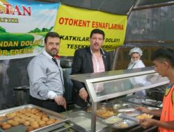 İzmir Otokent Esnafı İftar Verdi