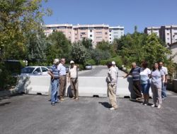 Emekli Subaylar Yol Kapattırdı Vatandaş Mağdur Oldu