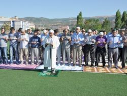 Bingöllüler Somali İçin Ellerini Semaya Açtı