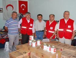 Kızılay Kula'da Ramazan Yardımı Dağıttı