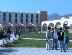 Kktc'deki Üniversitelere Öğrencilerden Yoğun İlgi