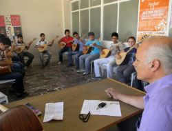 Erciş Halk Eğitim'deki Kurslara Daha Çok Öğrenci Katılıyor