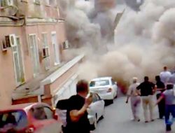 Rusya’da Beş Katlı Binanın Çöküşü