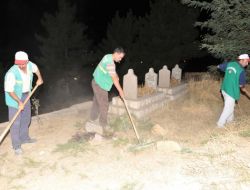 Mardin'deki 14 Mezarlık Temizleniyor