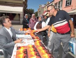 İmamdan Afrikalılar İçin İmza Günü