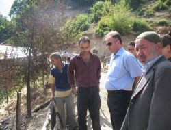 Ak Partili Tokmak, Yangınzede Aileyi Ziyaret Etti