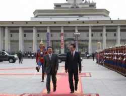 Güney Kore Kim Jong-il’e Seul’un Kapısı Her Zaman Açık