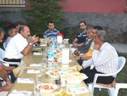 Kaymakam Köy İftarlarında Vatandaşların Sorunlarını Dinliyor