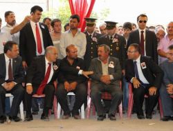 Bozdağ, Şehit Uzman Çavuş Ar’ın Baba Evini Ziyaret Etti