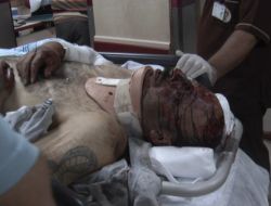 Beton Mikseri Petrol İstasyonuna Çarptı