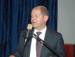 Hamburg Başbakanı: İslam Almanya’ya Ait